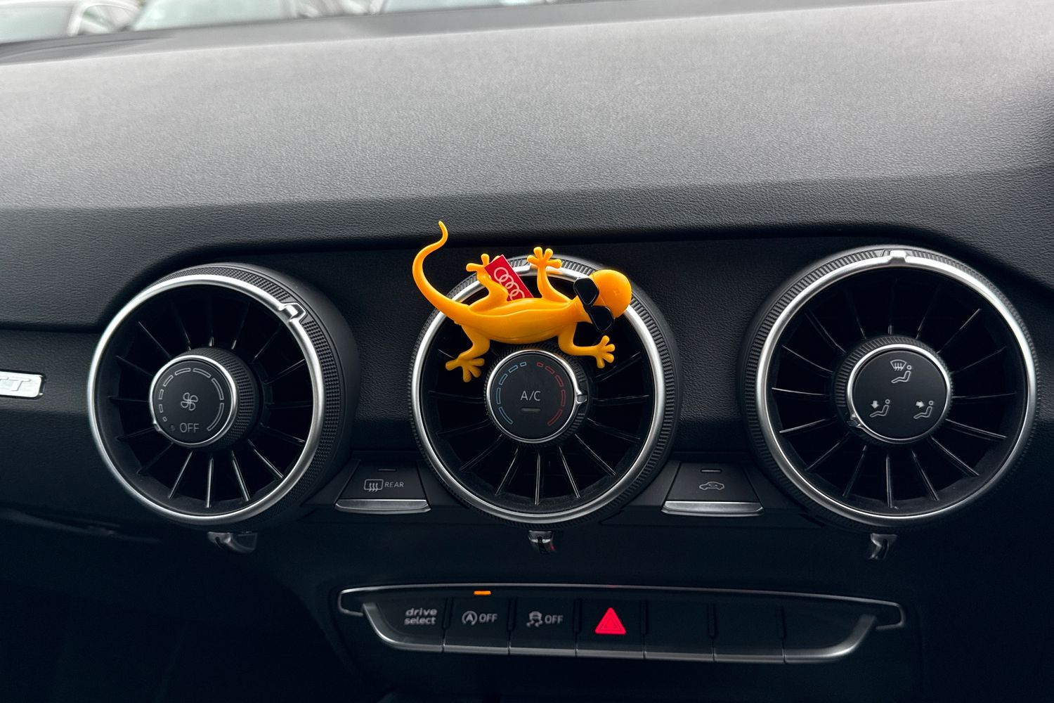 Used Audi TT 2022 for sale - 78177599: Photo 21