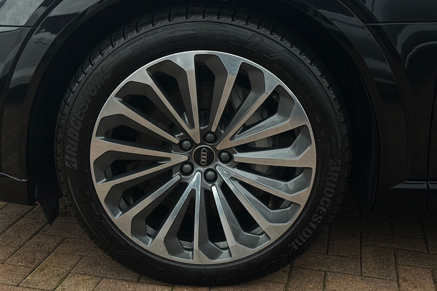 Used Audi Q8 e-tron 2024 for sale - 76158299: Photo 12