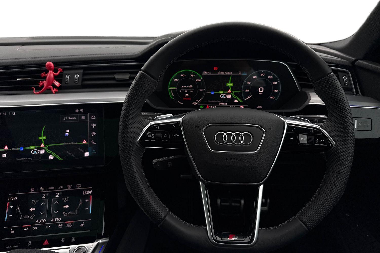 Used Audi Q8 e-tron 2024 for sale - 76158299: Photo 18