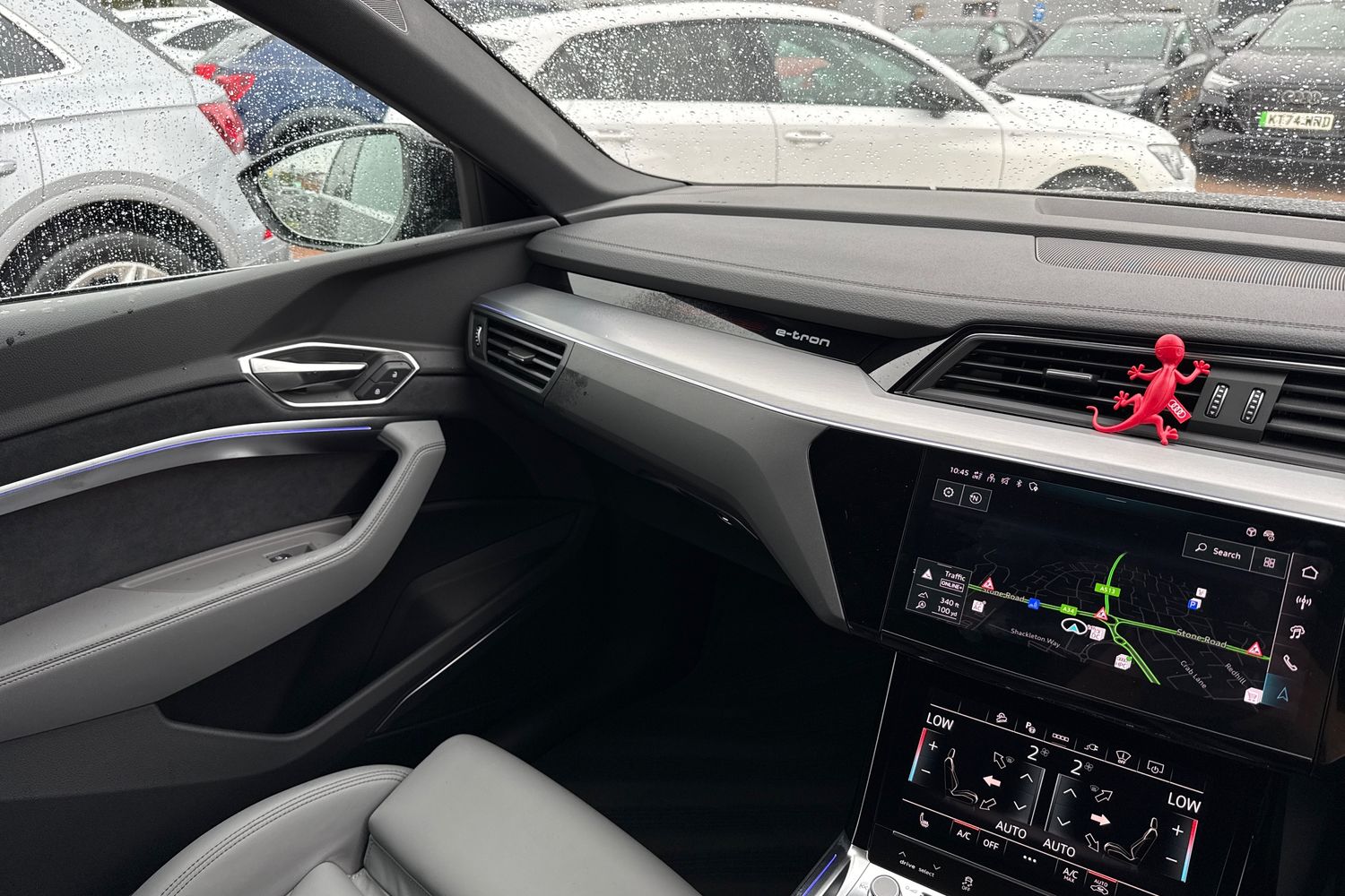 Used Audi Q8 e-tron 2024 for sale - 76158299: Photo 20