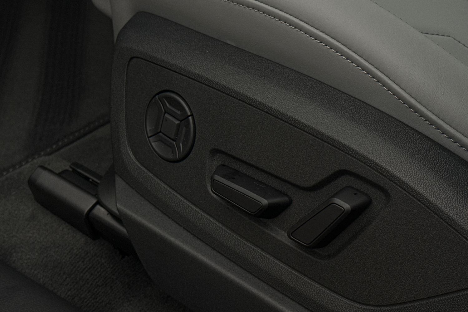 Used Audi Q8 e-tron 2024 for sale - 76158299: Photo 34