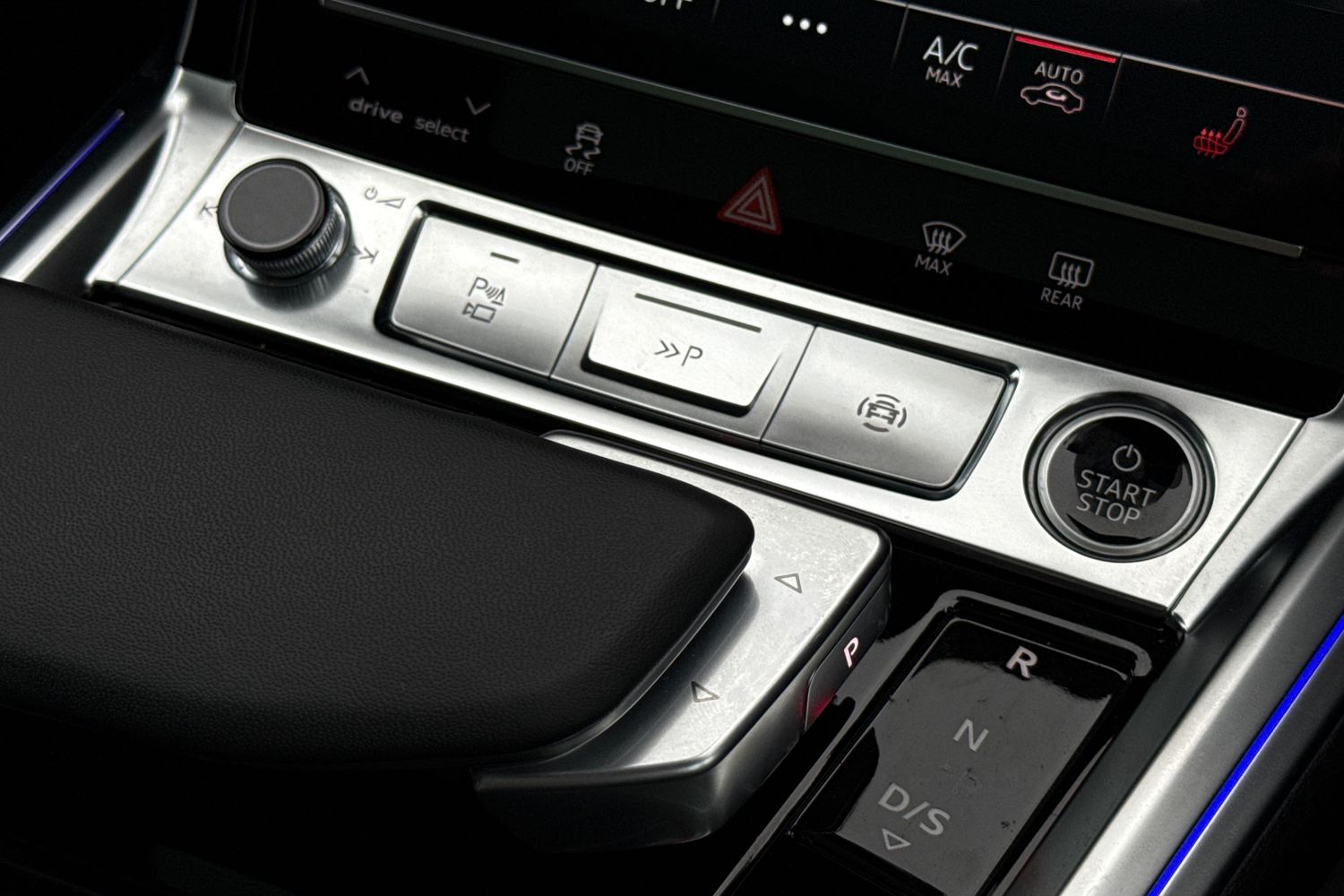 Used Audi Q8 e-tron 2024 for sale - 76158299: Photo 41