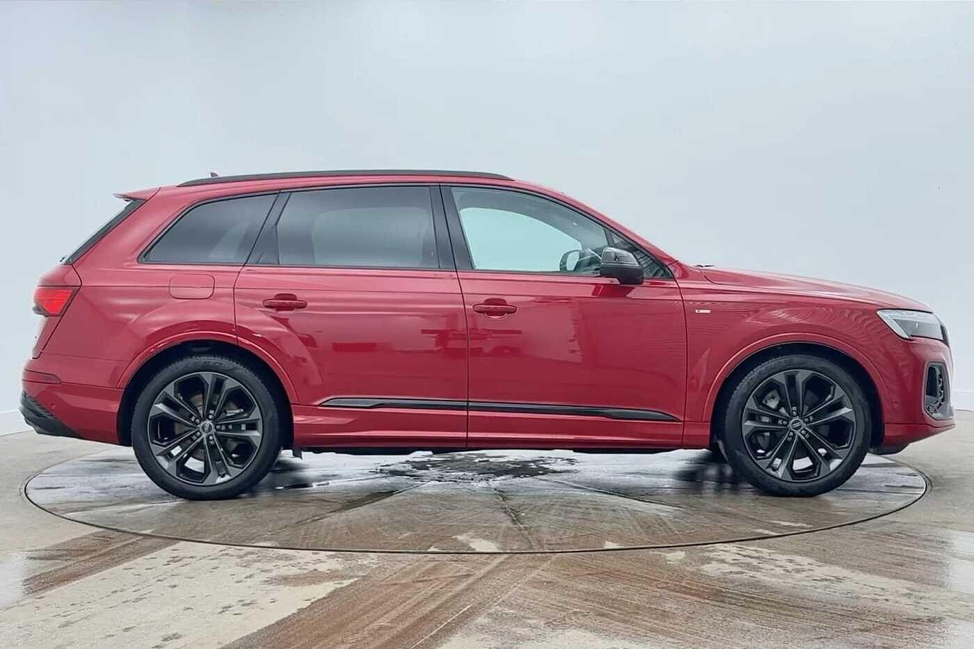 Used Audi Q7 2025 for sale - 77546591: Photo 4