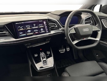 Used Audi Q4 e-tron 2025 for sale - 78688127: Photo