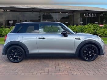 Used MINI Hatch 2023 for sale - 79705363: Photo