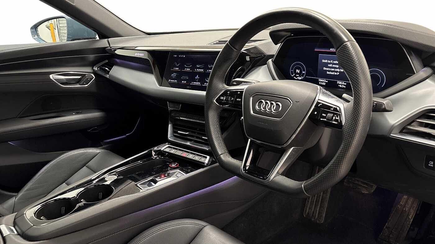 Used Audi e-tron GT 2023 for sale - 77834799: Photo 6