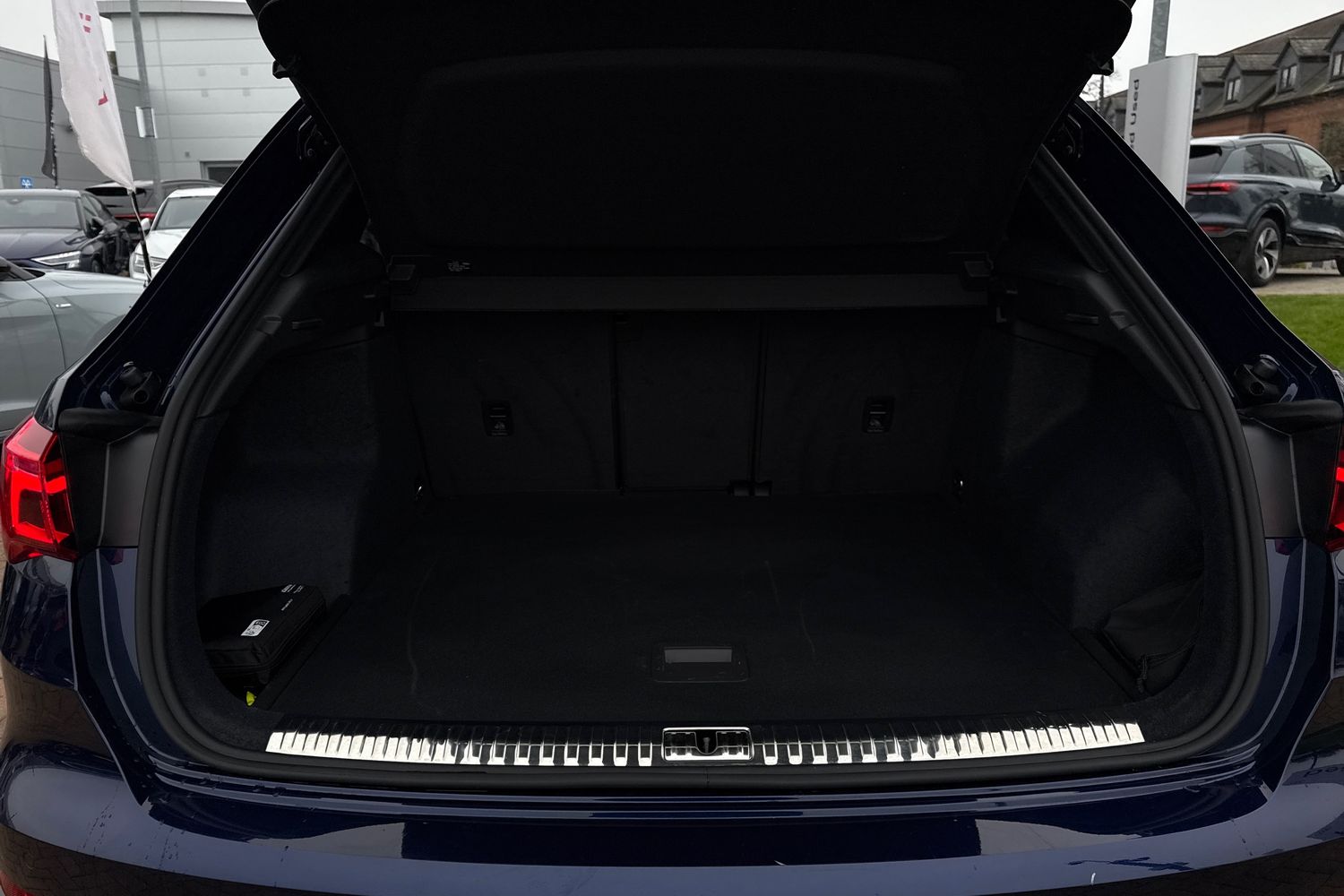 Used Audi Q3 2025 for sale - 77429628: Photo 6