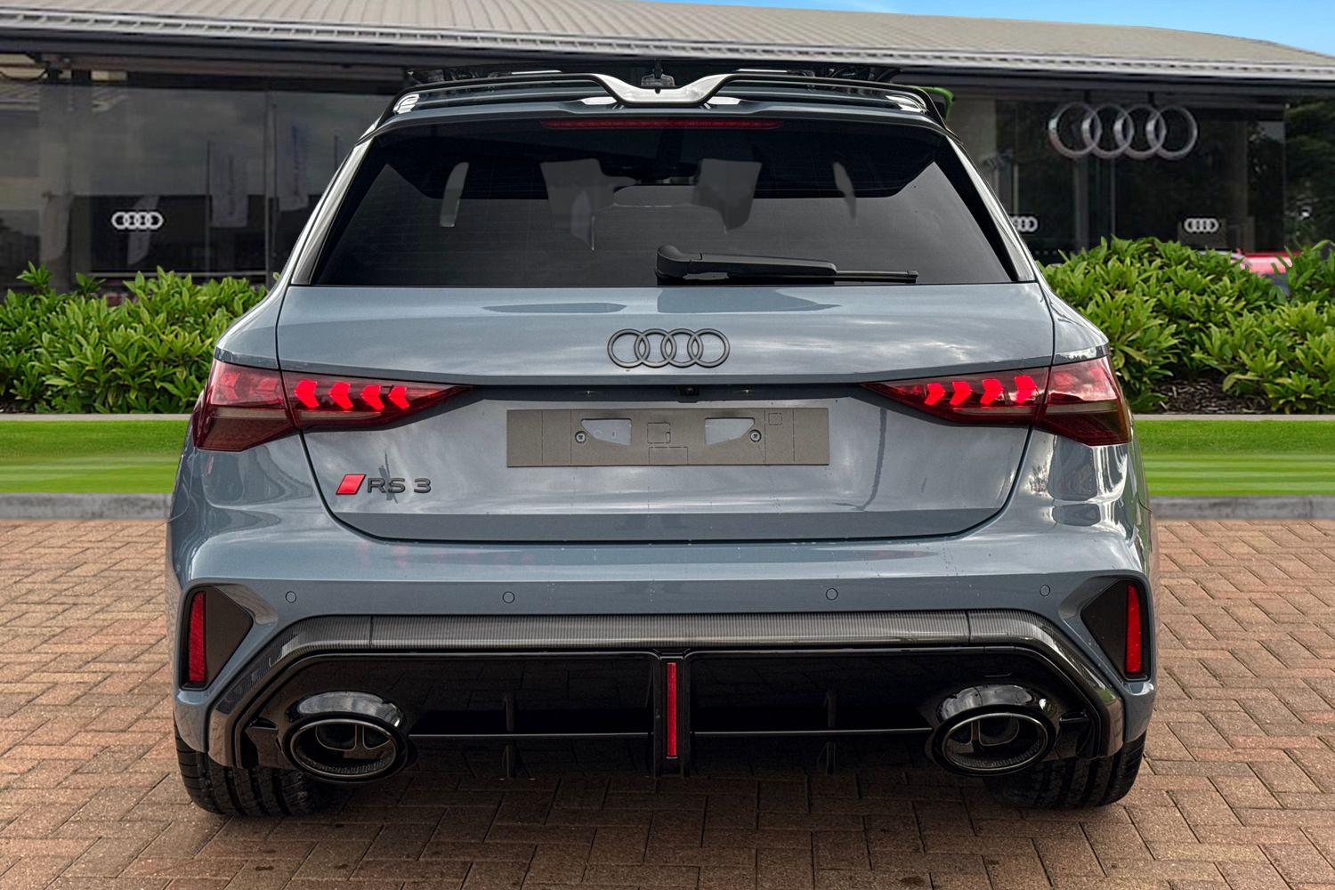 Used Audi RS3 2025 for sale - 76353148: Photo 4