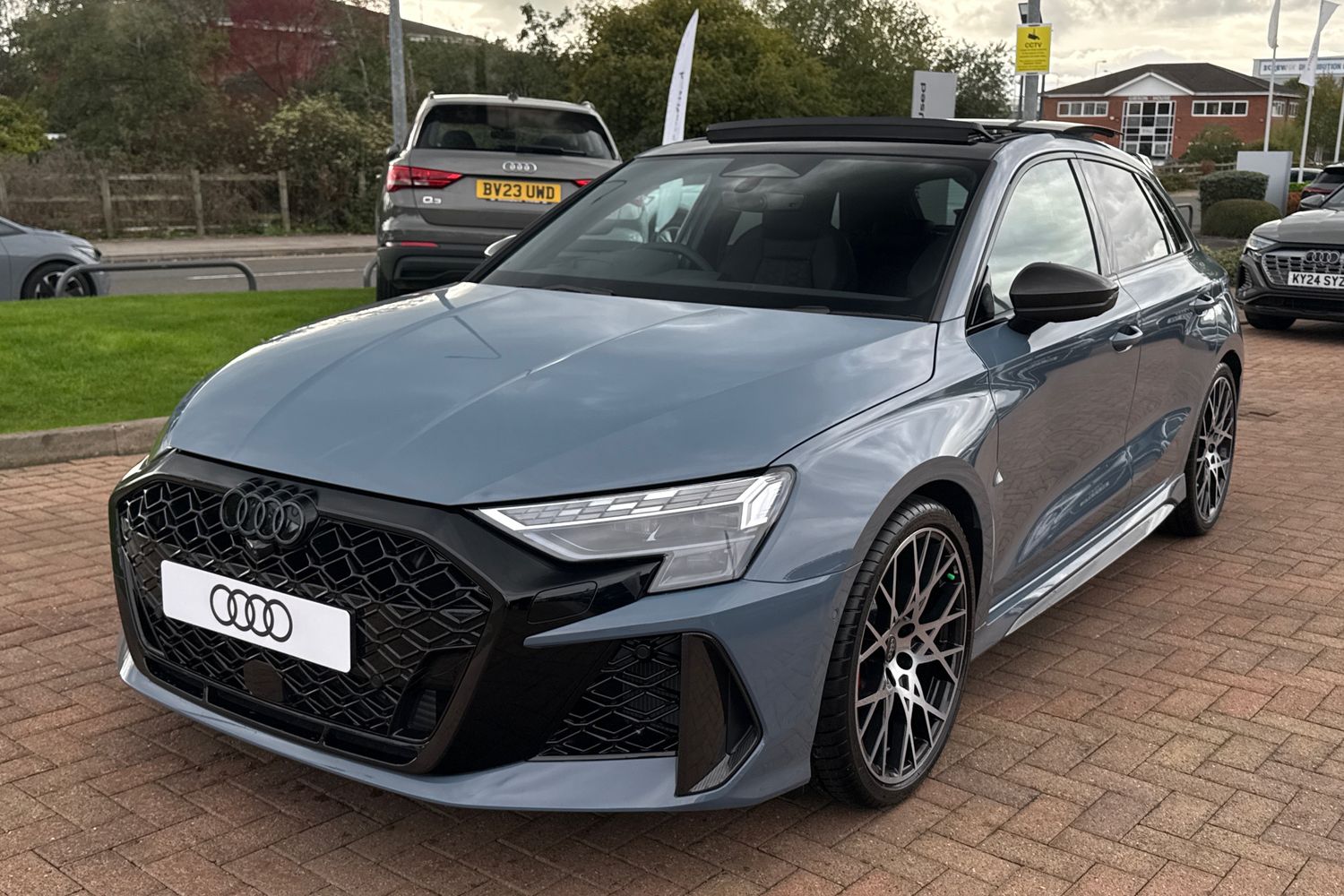 Used Audi RS3 2025 for sale - 76353148: Photo 60