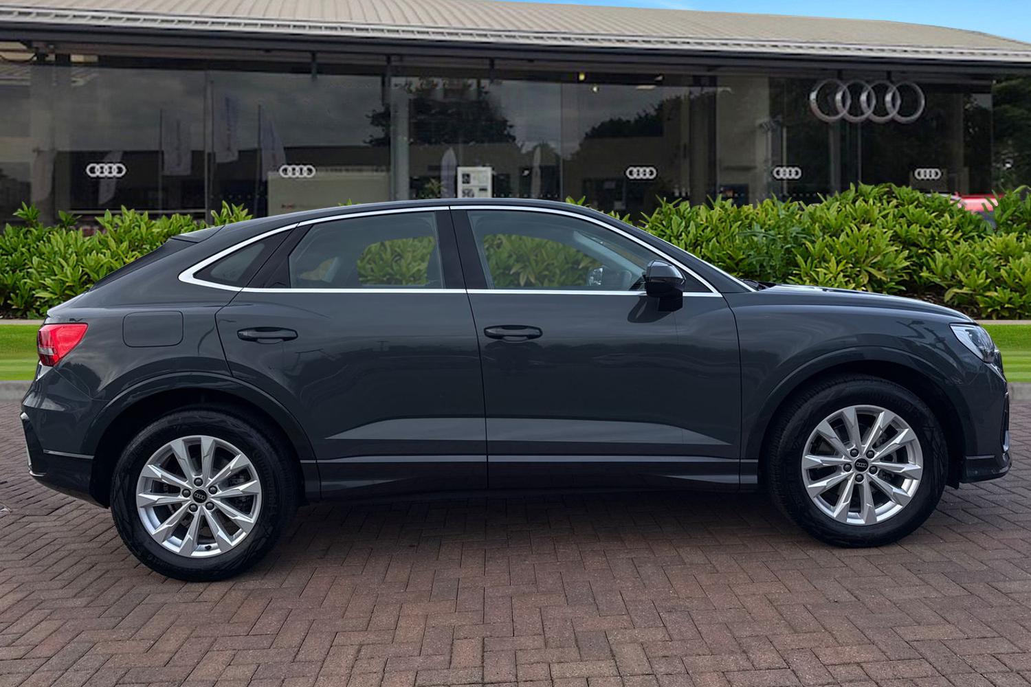 Used Audi Q3 2025 for sale - 76469307: Photo 3