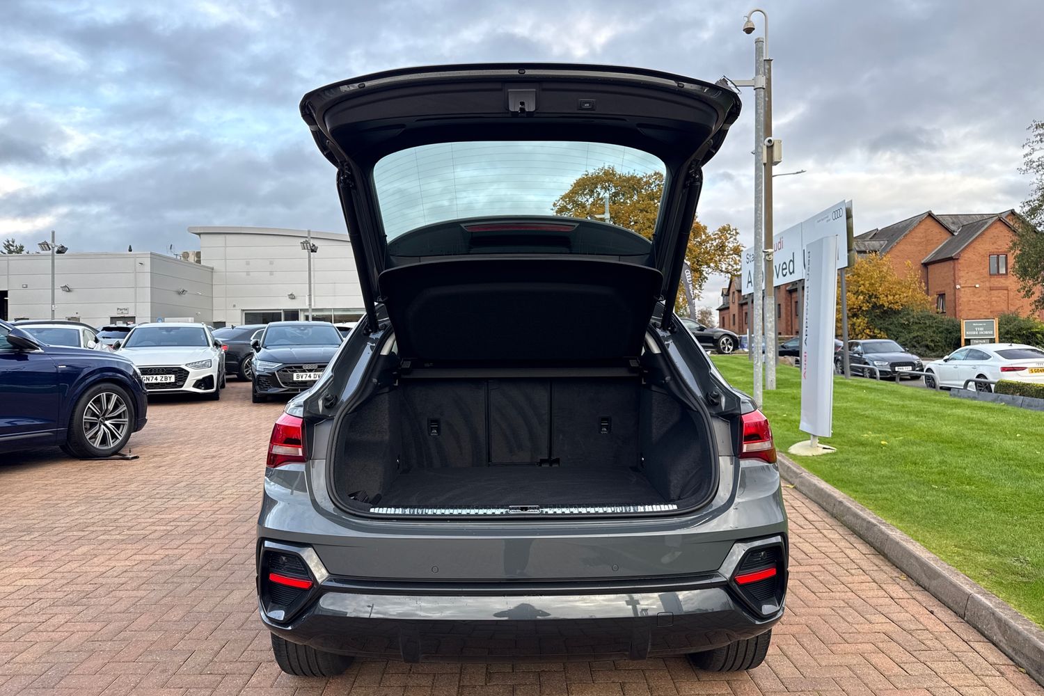 Used Audi Q3 2025 for sale - 76469307: Photo 38