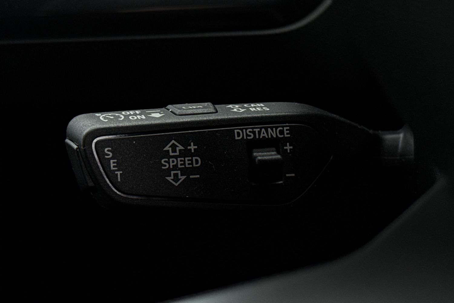 Used Audi Q4 e-tron 2024 for sale - 77032389: Photo 37