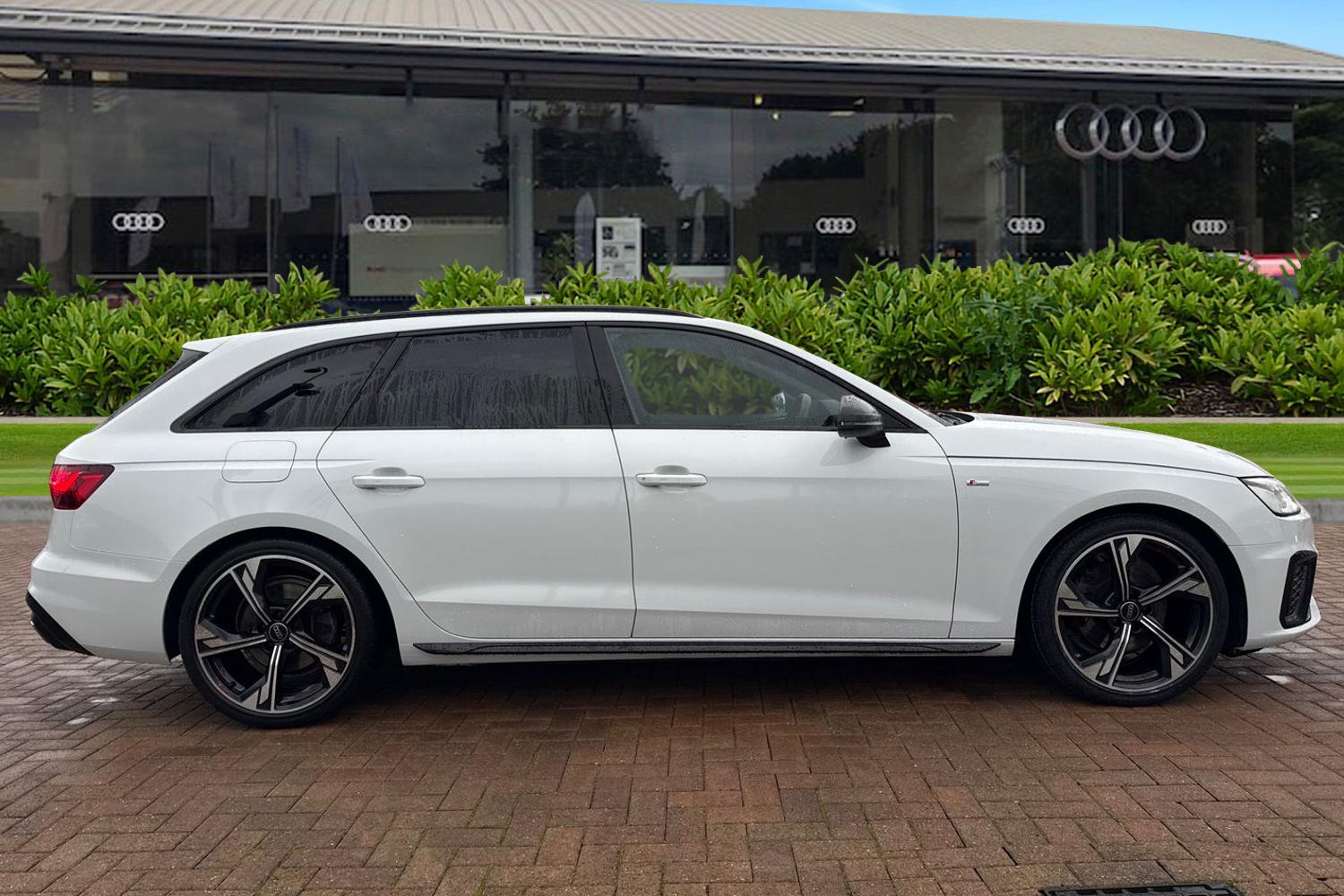 Used Audi A4 2023 for sale - 77000524: Photo 3