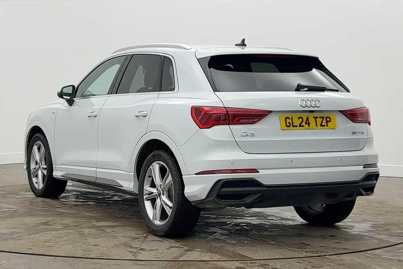 Used Audi Q3 2024 for sale - 77187482: Photo 3