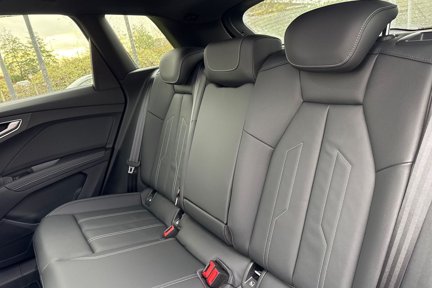 Used Audi Q4 e-tron 2024 for sale - 76654035: Photo 14