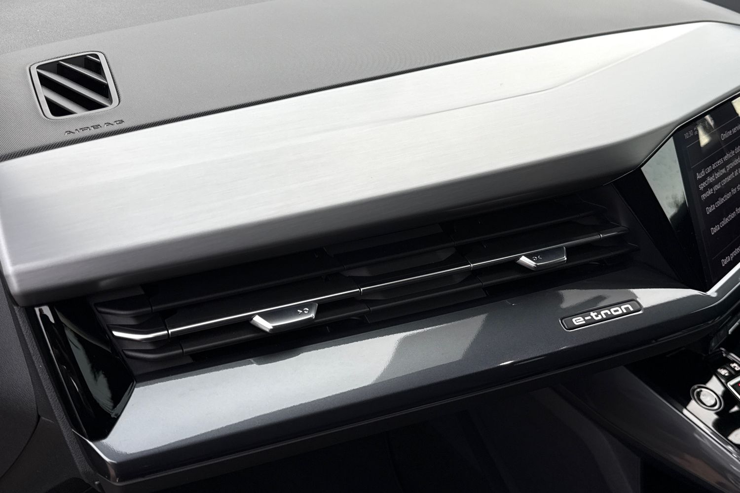 Used Audi Q4 e-tron 2024 for sale - 76654035: Photo 28