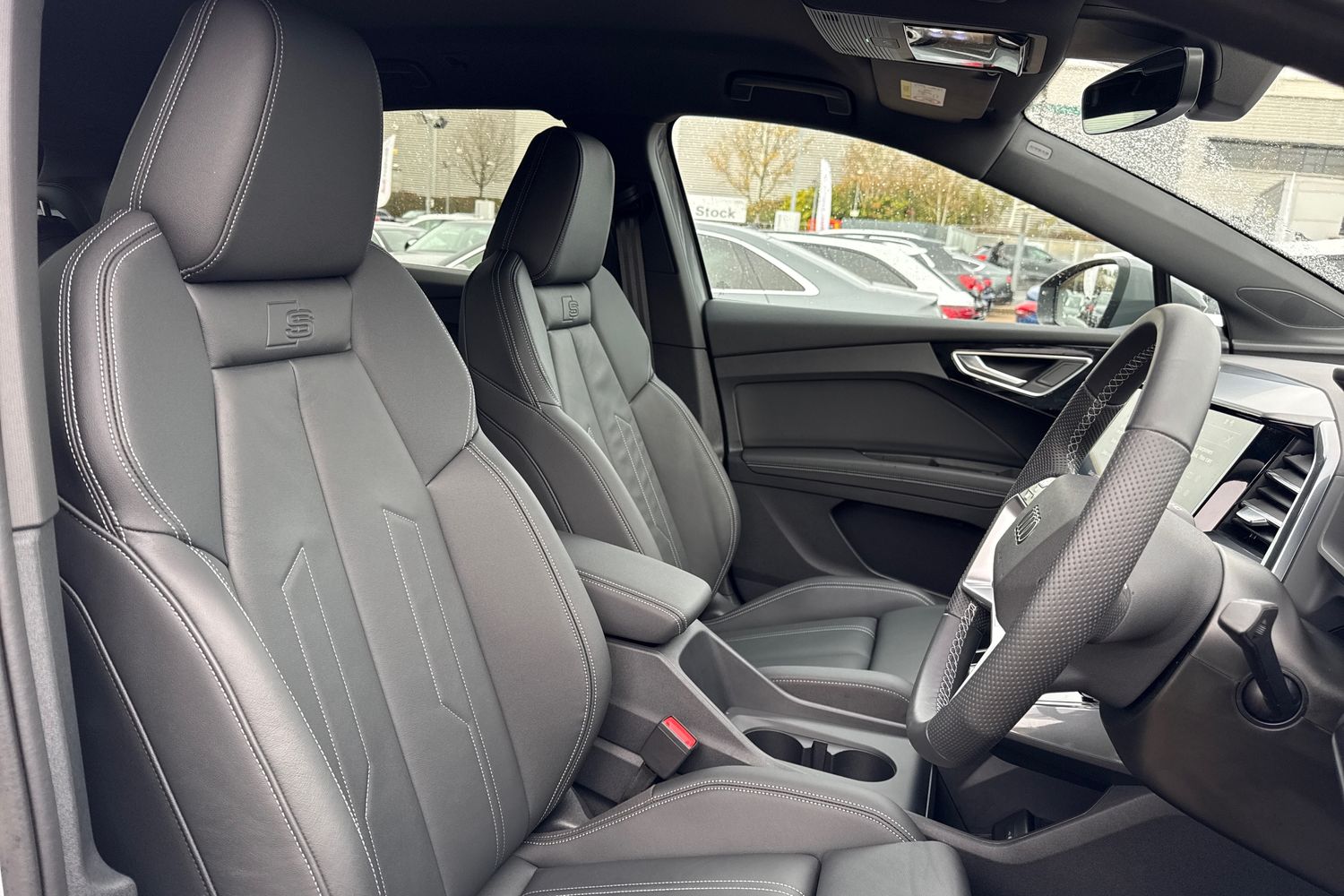 Used Audi Q4 e-tron 2024 for sale - 76654035: Photo 46