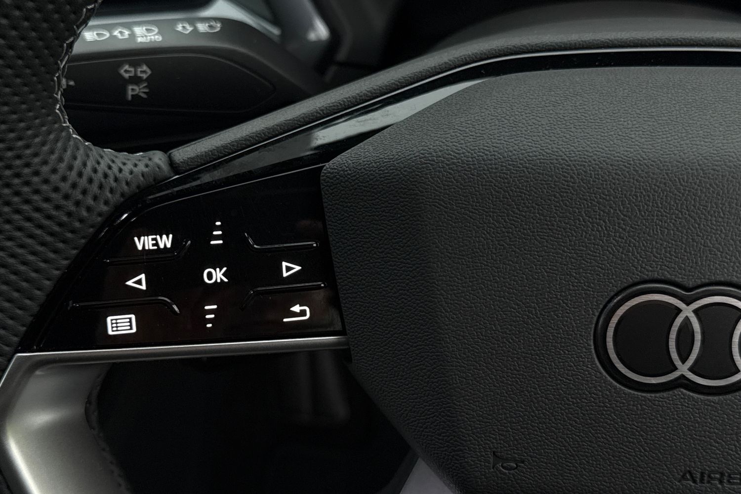 Used Audi Q4 e-tron 2024 for sale - 76654035: Photo 48