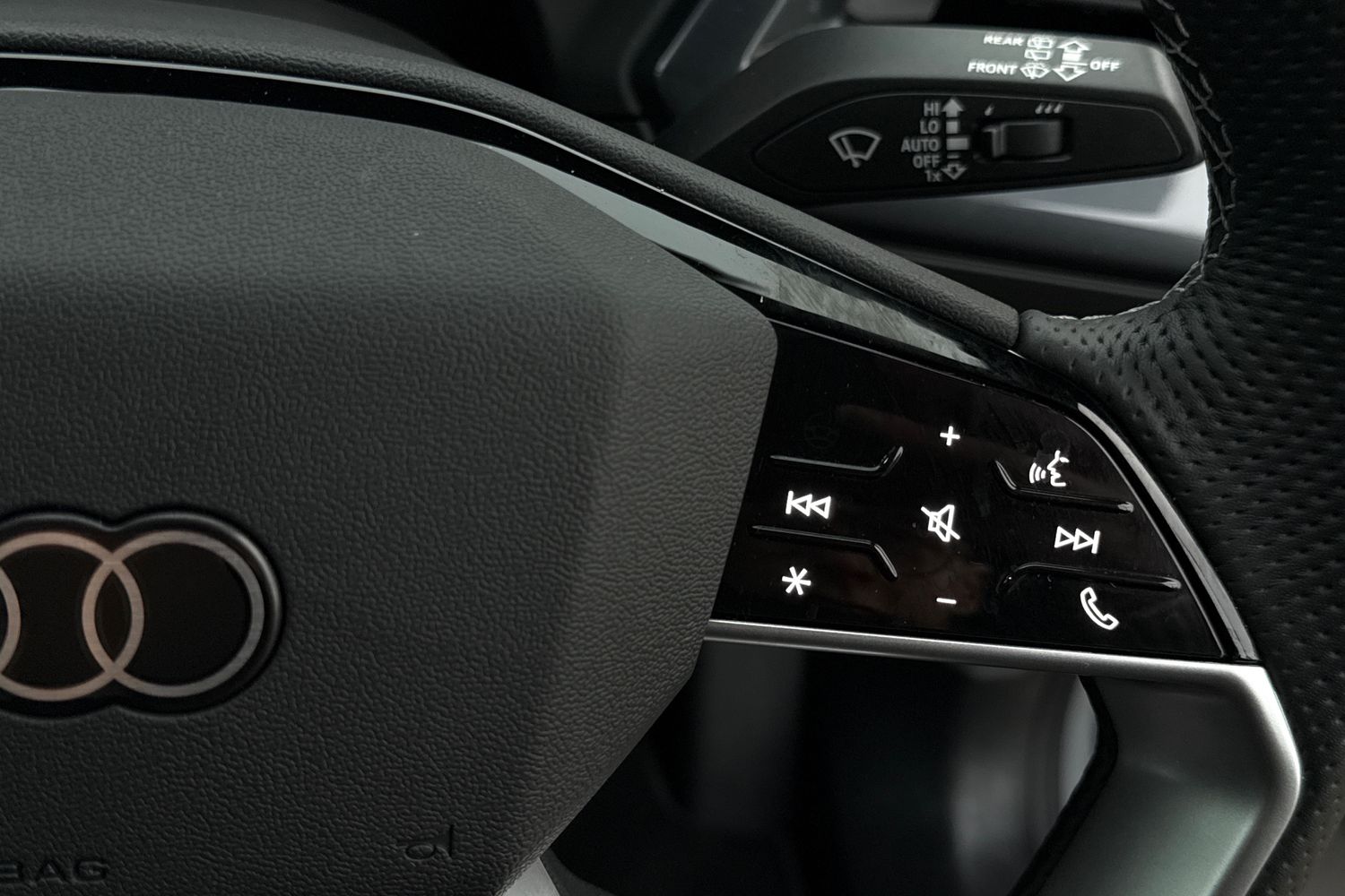 Used Audi Q4 e-tron 2024 for sale - 76654035: Photo 49