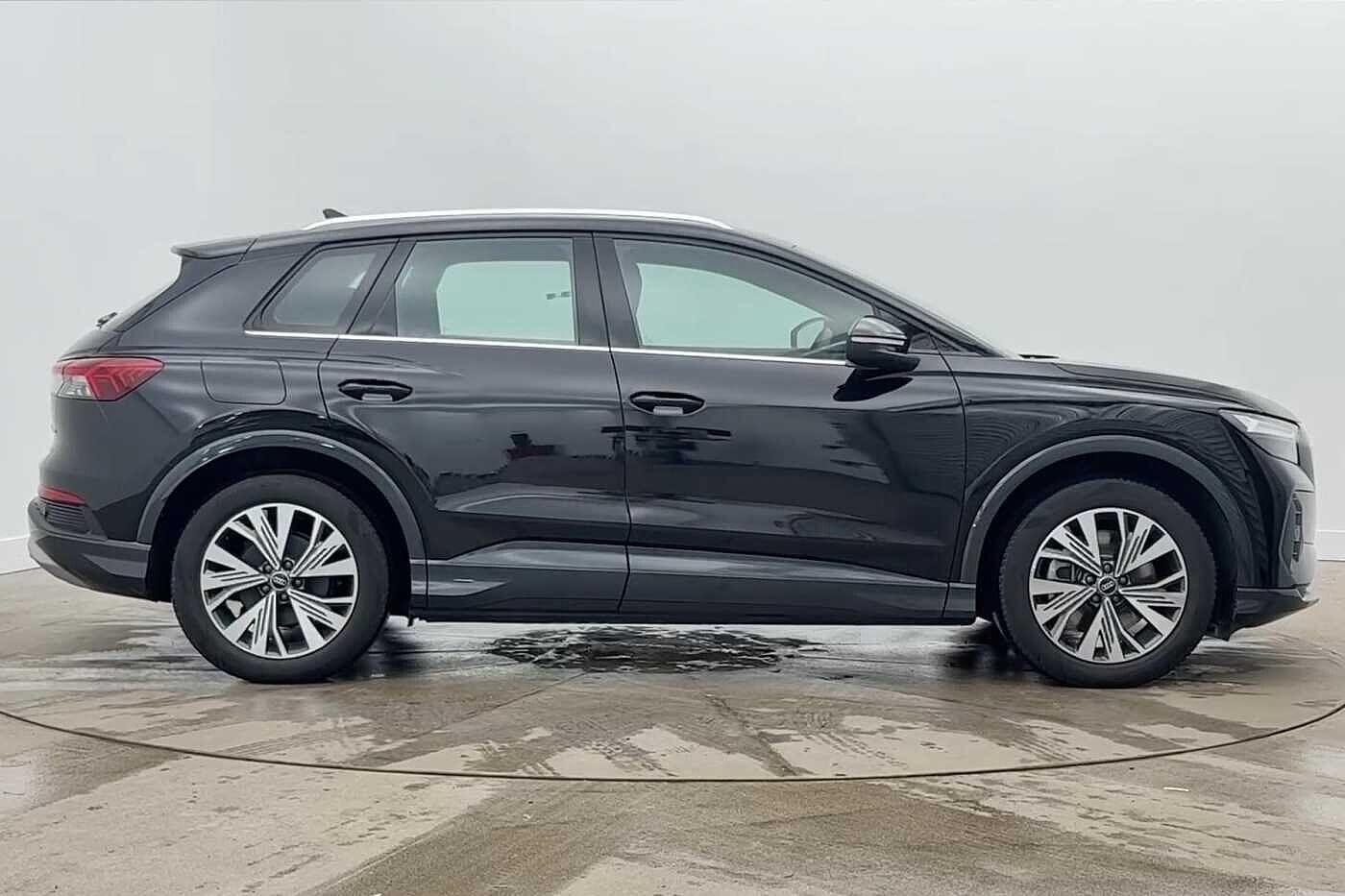 Used Audi Q4 e-tron 2025 for sale - 77820259: Photo 4