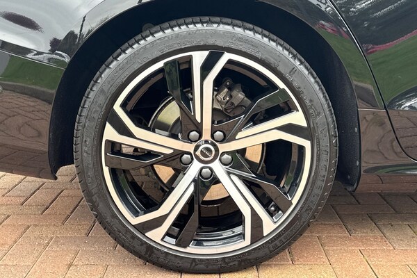 Used Volvo V60 2023 for sale - 76224731: Photo 11
