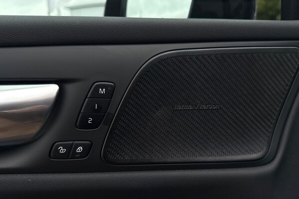 Used Volvo V60 2023 for sale - 76224731: Photo 32