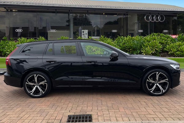 Used Volvo V60 2023 for sale - 76224731: Photo 3
