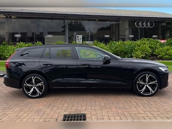Used Volvo V60 2023 for sale - 76224731: Photo 3