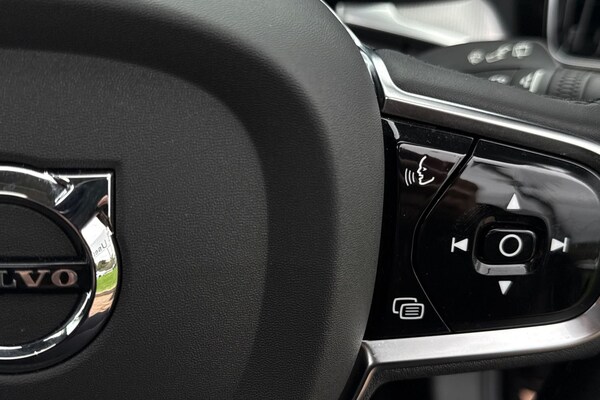 Used Volvo V60 2023 for sale - 76224731: Photo 48