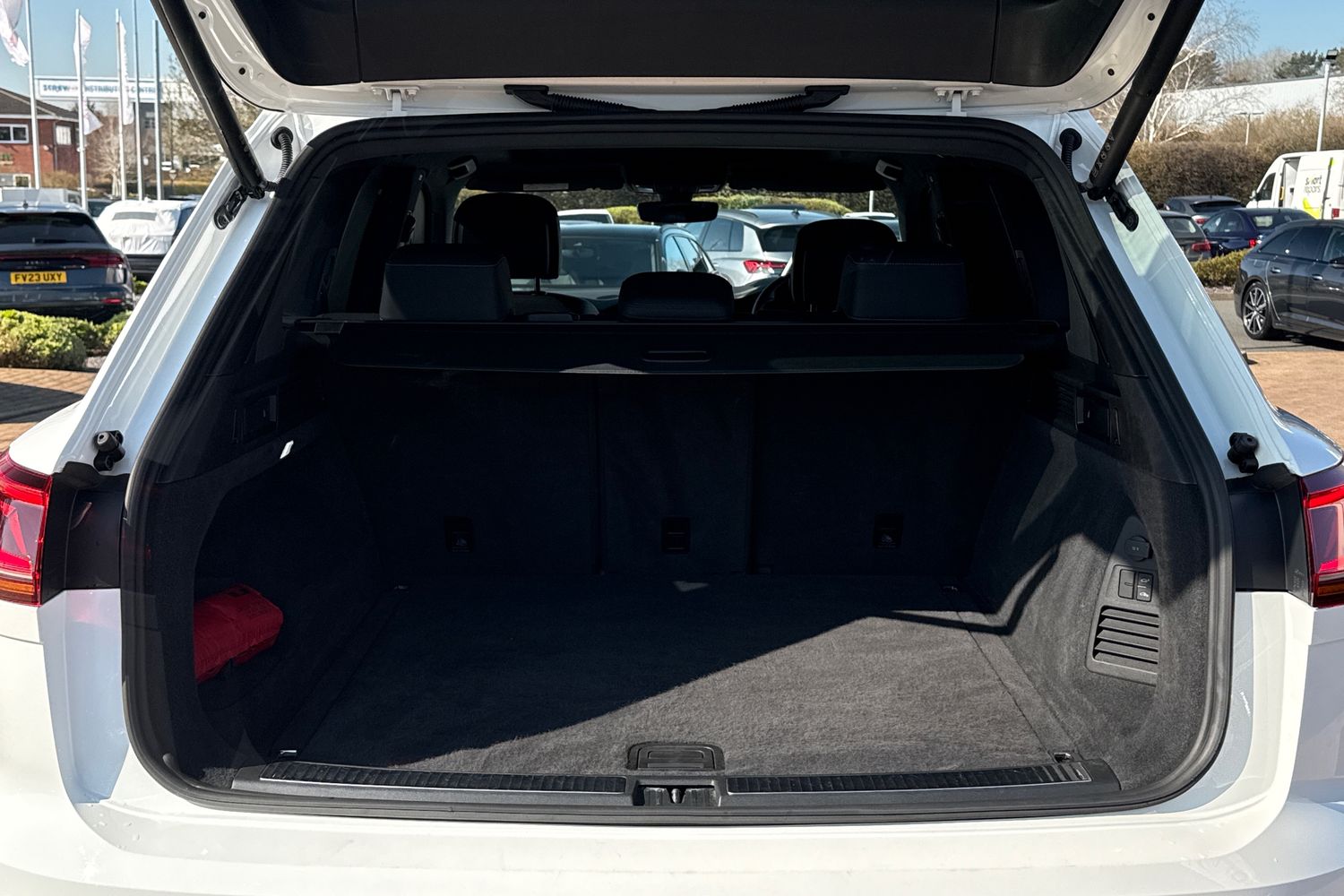 Used Volkswagen Touareg 2021 for sale - 77961383: Photo 7