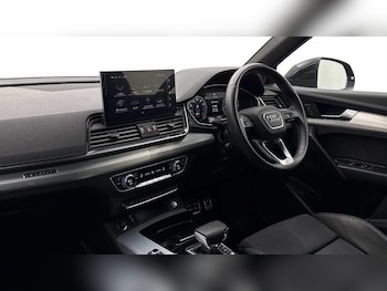 Used Audi Q5 2024 for sale - 77520212: Photo