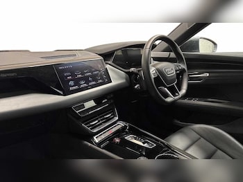 Used Audi e-tron GT 2022 for sale - 77680165: Photo