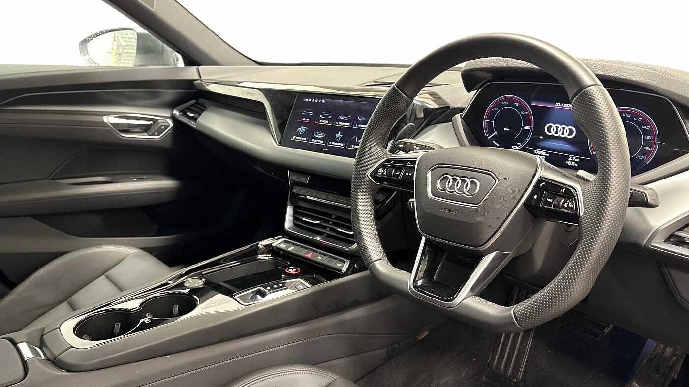 Used Audi e-tron GT 2022 for sale - 77680165: Photo 6