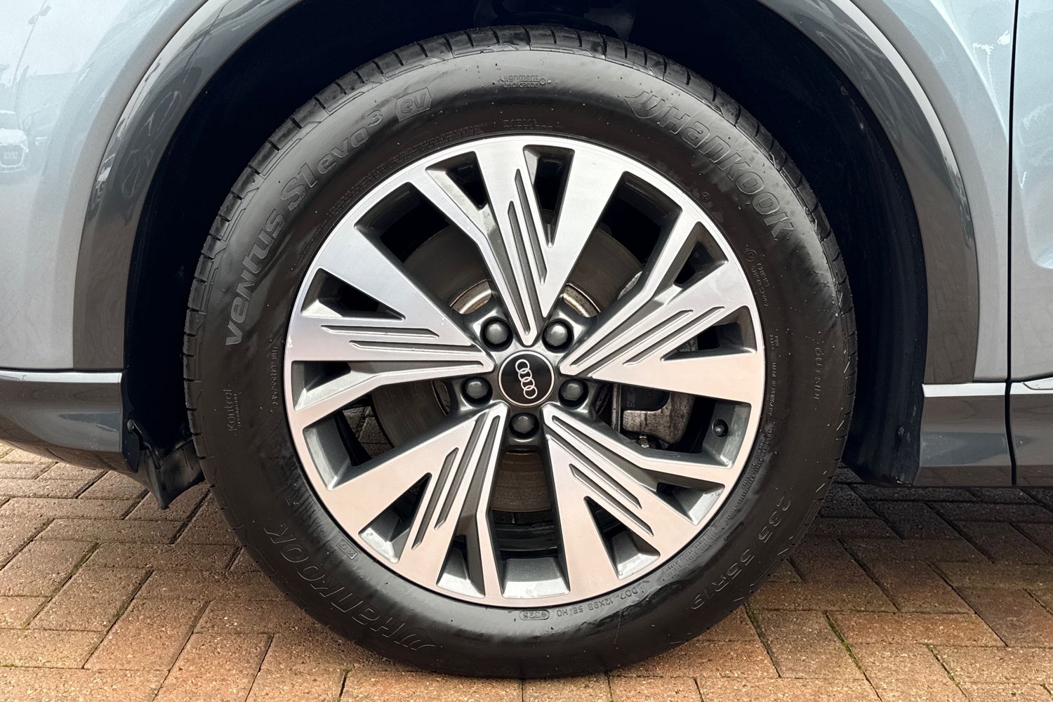 Used Audi Q4 e-tron 2024 for sale - 77443926: Photo 12