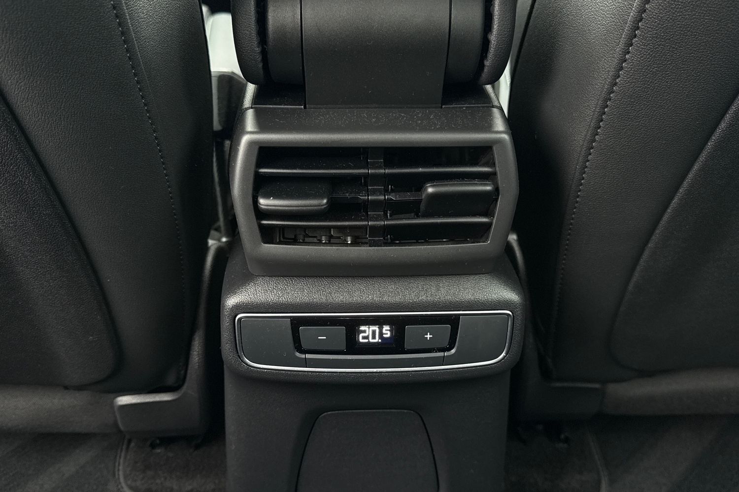 Used Audi Q4 e-tron 2024 for sale - 77443926: Photo 38