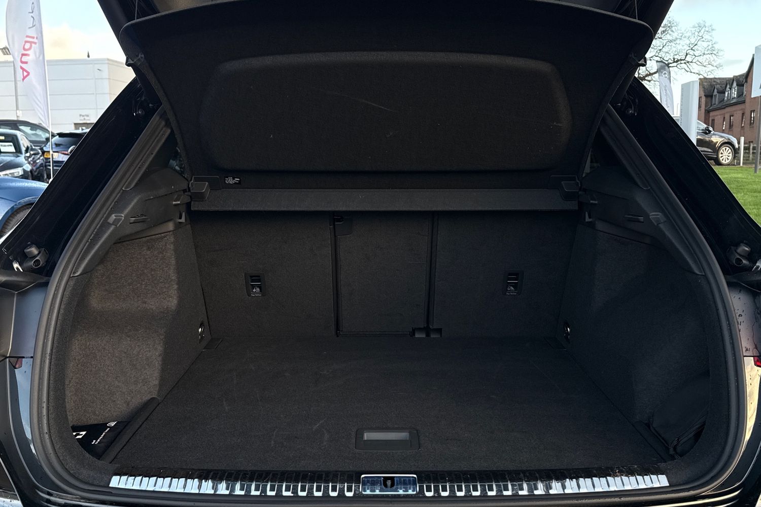 Used Audi Q3 2025 for sale - 76902618: Photo 6