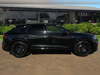 Used Audi Q8 2026 for sale - 79206799: Photo