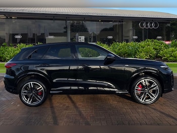 Used Audi Q5 2025 for sale - 77382253: Photo