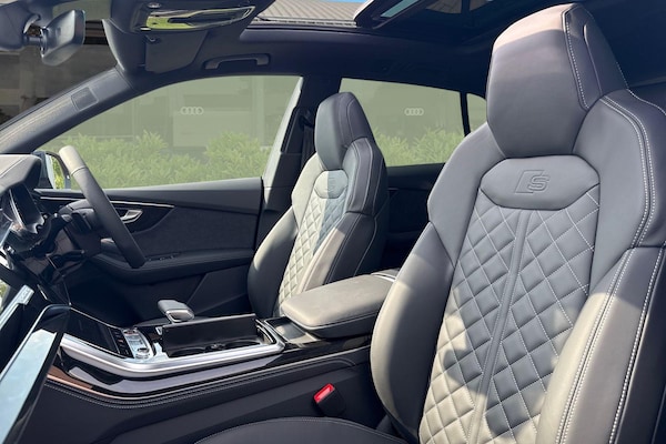 Used Audi SQ8 2025 for sale - 75785761: Photo 15