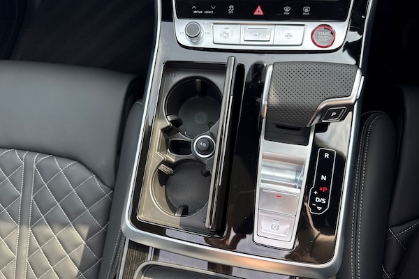 Used Audi SQ8 2025 for sale - 75785761: Photo 57