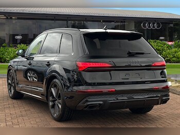 Used Audi Q7 2025 for sale - 76171143: Photo 2