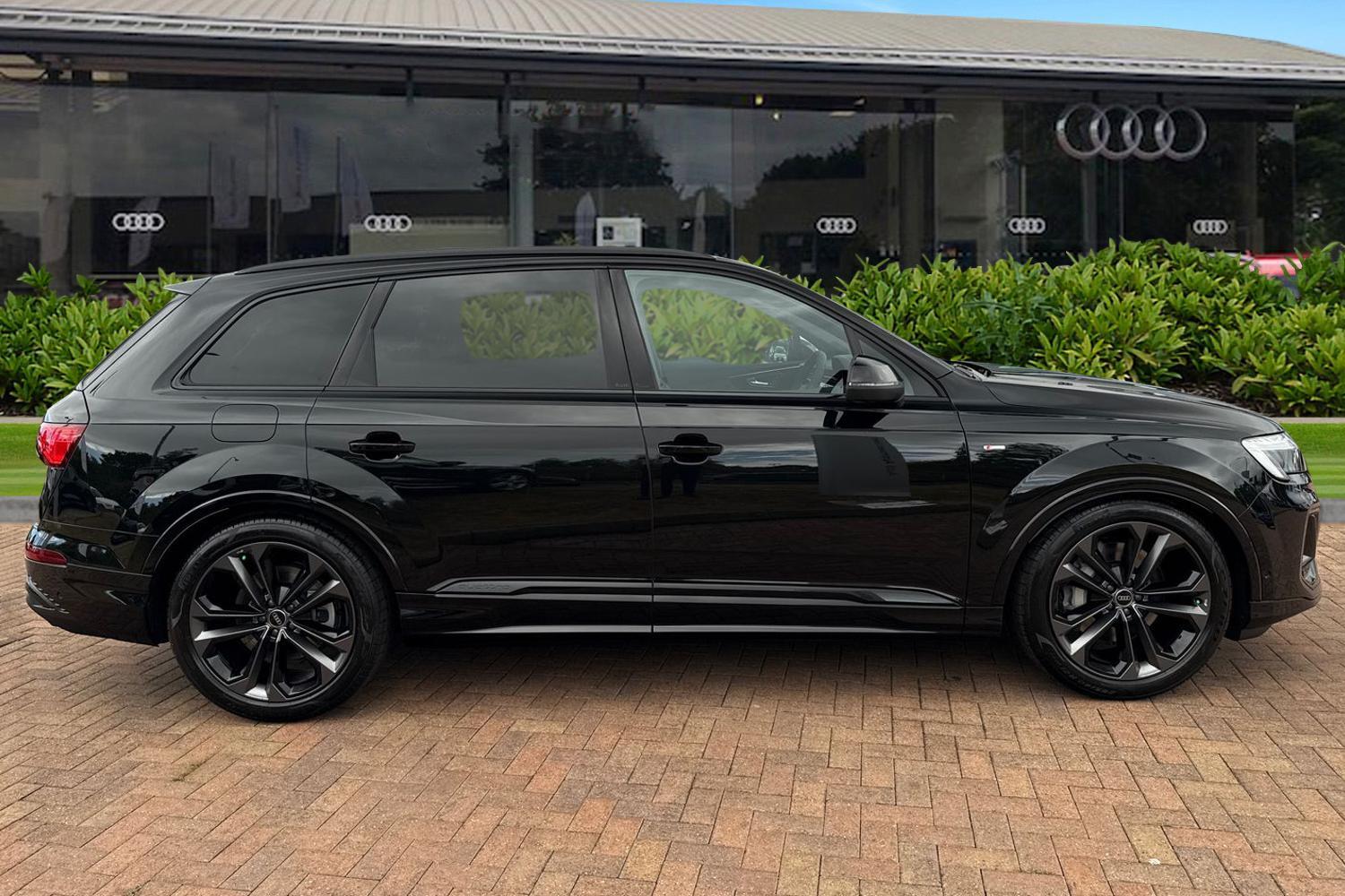 Used Audi Q7 2025 for sale - 76171143: Photo 3