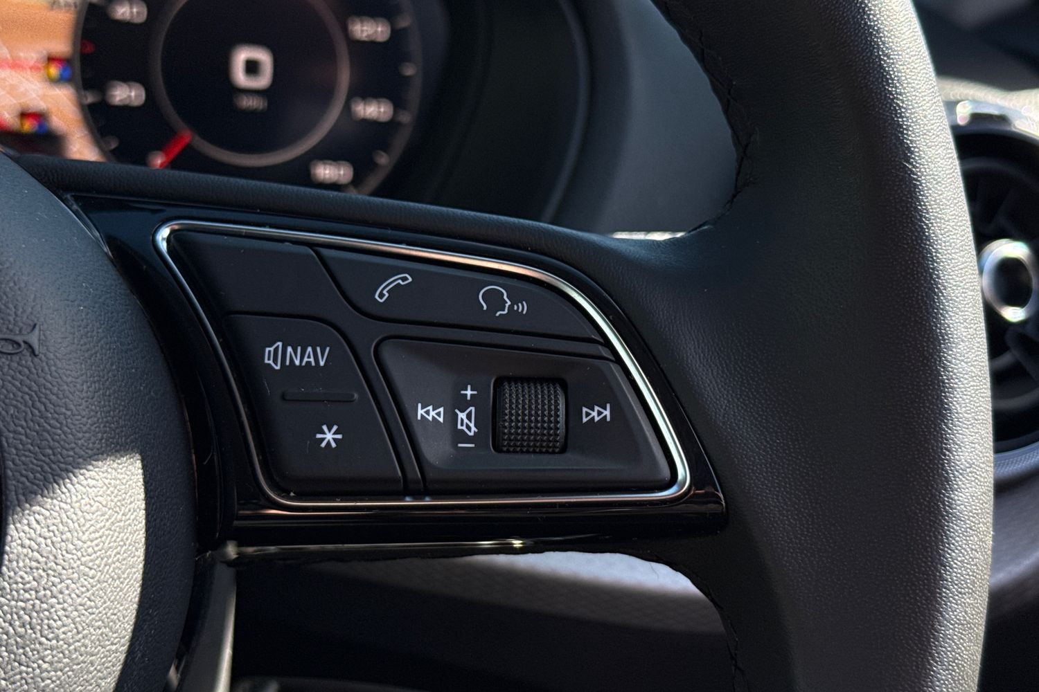 Used Audi Q2 2023 for sale - 78120943: Photo 35