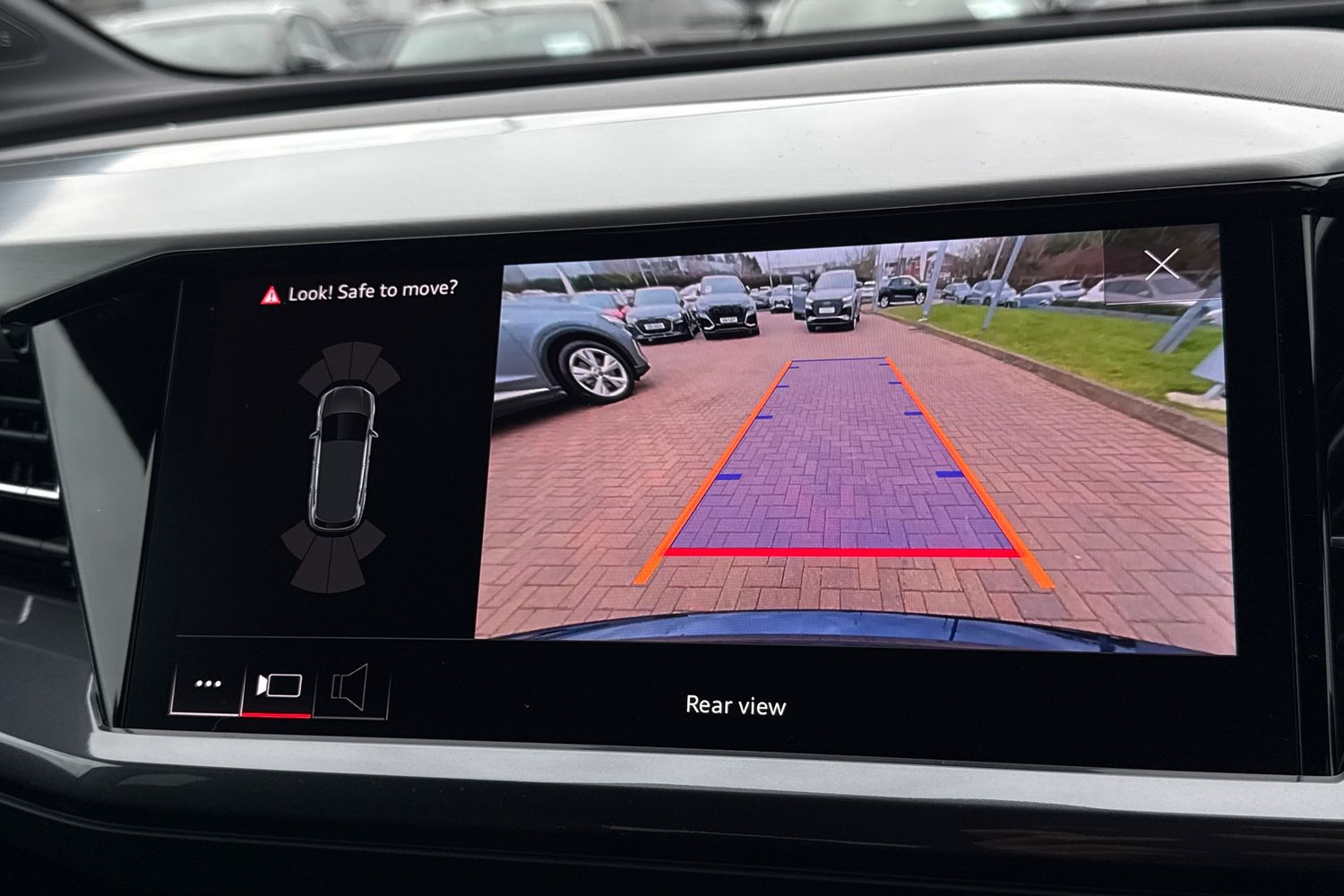 Used Audi Q4 e-tron 2026 for sale - 78065189: Photo 56