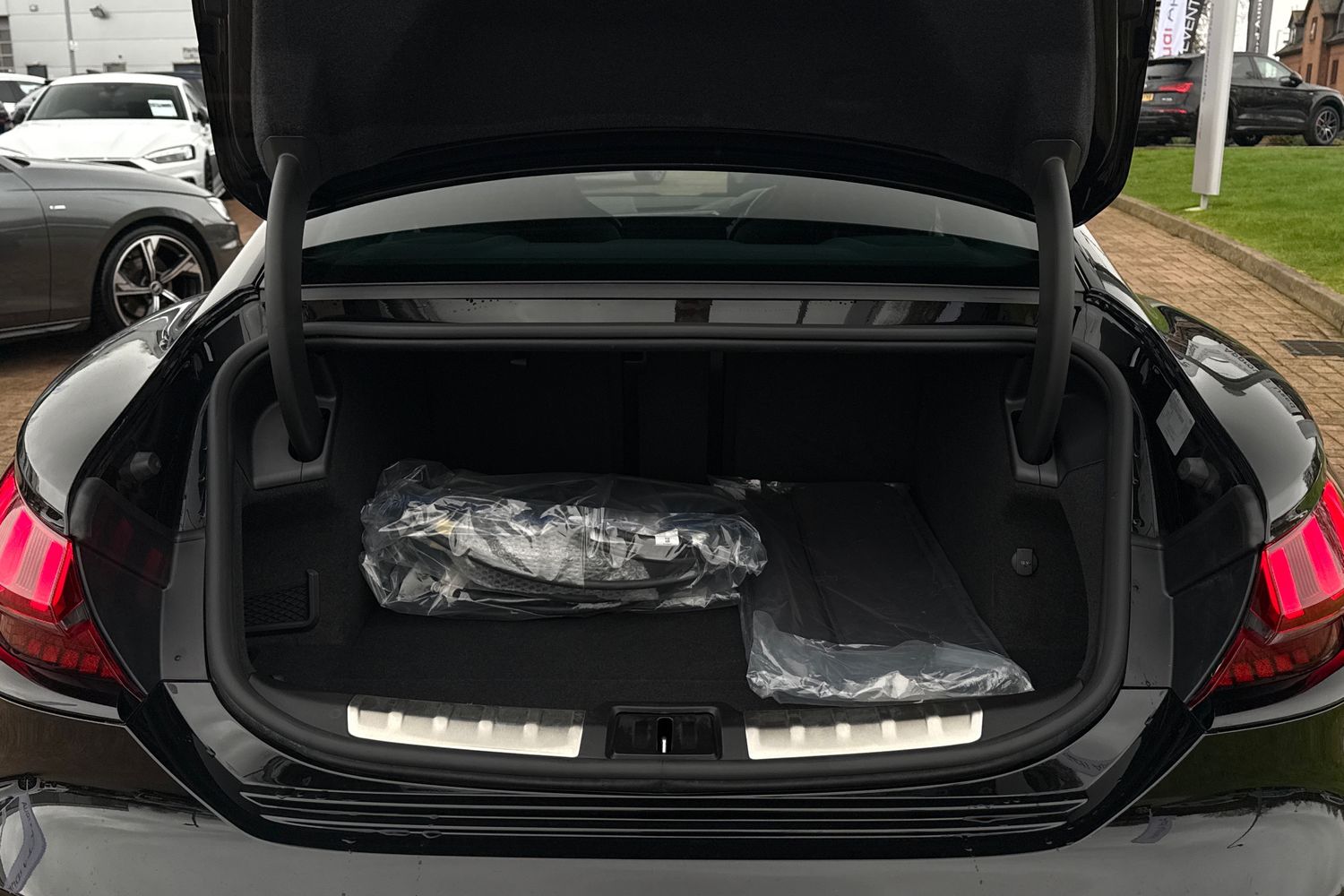 Used Audi Other 2024 for sale - 77773960: Photo 7