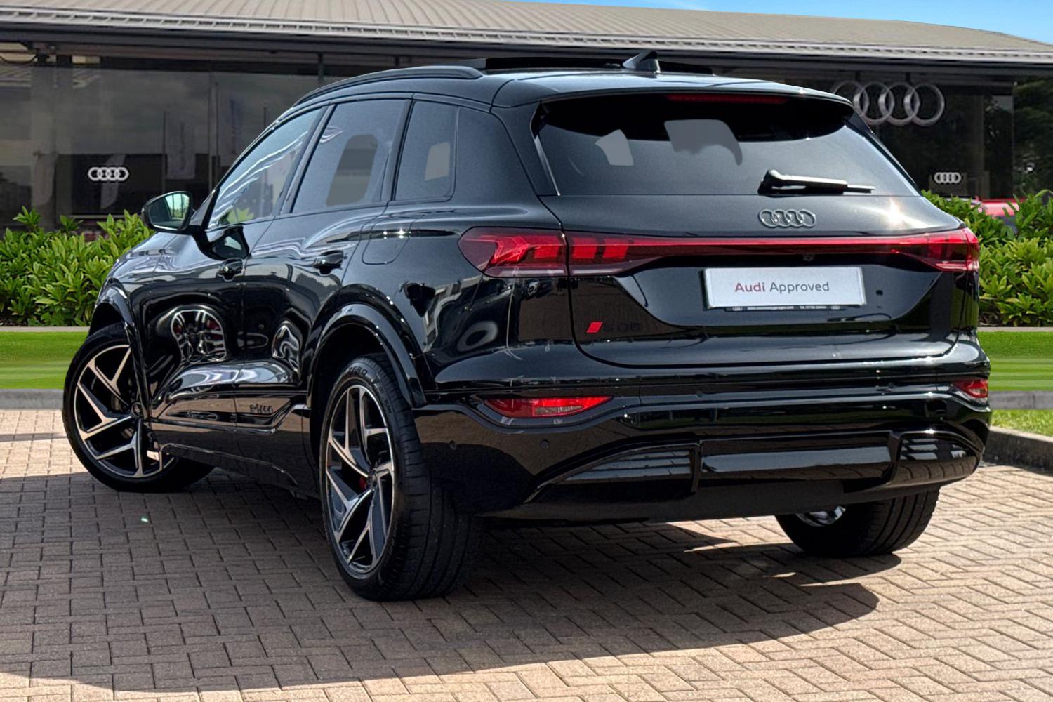 Used Audi Q6 e-tron 2025 for sale - 78209499: Photo 2