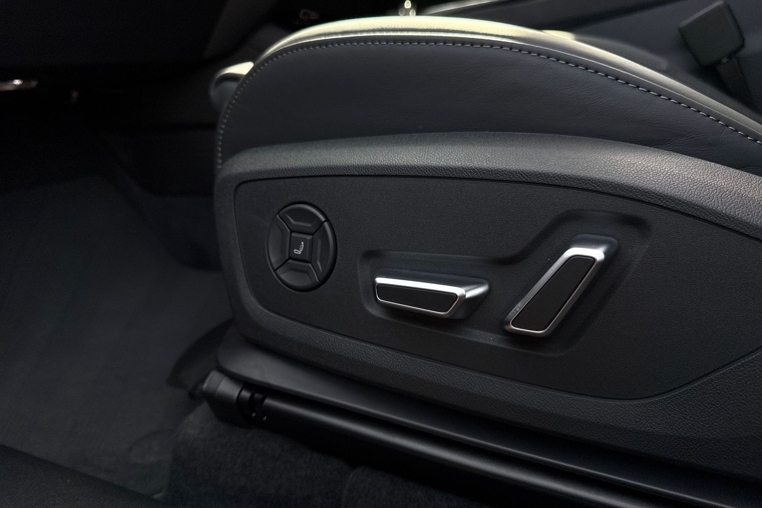 Used Audi Q6 e-tron 2025 for sale - 78209499: Photo 34