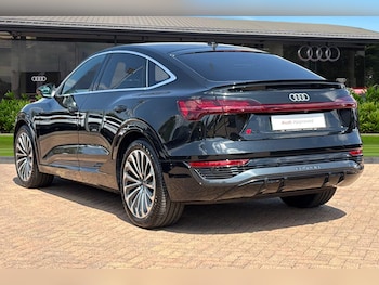 Used Audi Q8 e-tron 2023 for sale - 79138359: Photo