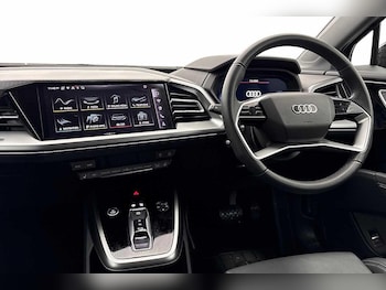 Used Audi Q4 e-tron 2025 for sale - 77546596: Photo