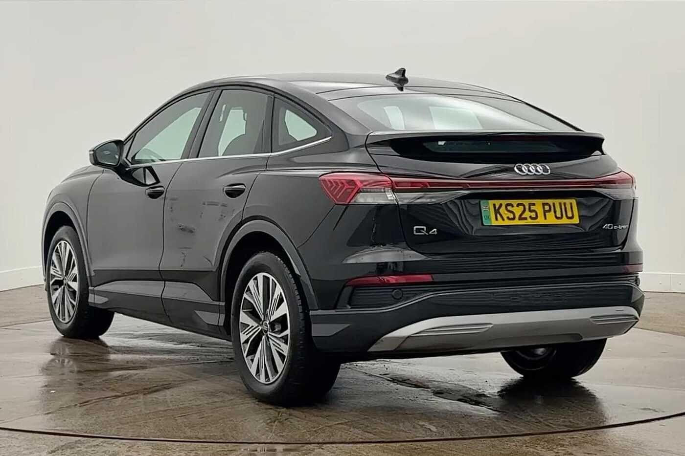 Used Audi Q4 e-tron 2025 for sale - 77546596: Photo 3